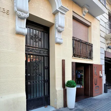Mirall Sant Gervasi Apartmán *