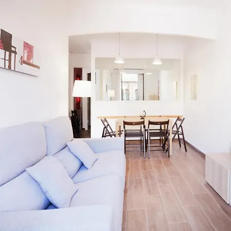 Mirall Sant Gervasi Apartmán *