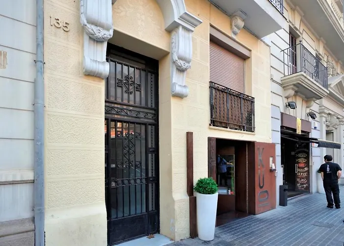 Mirall Sant Gervasi Apartmán *